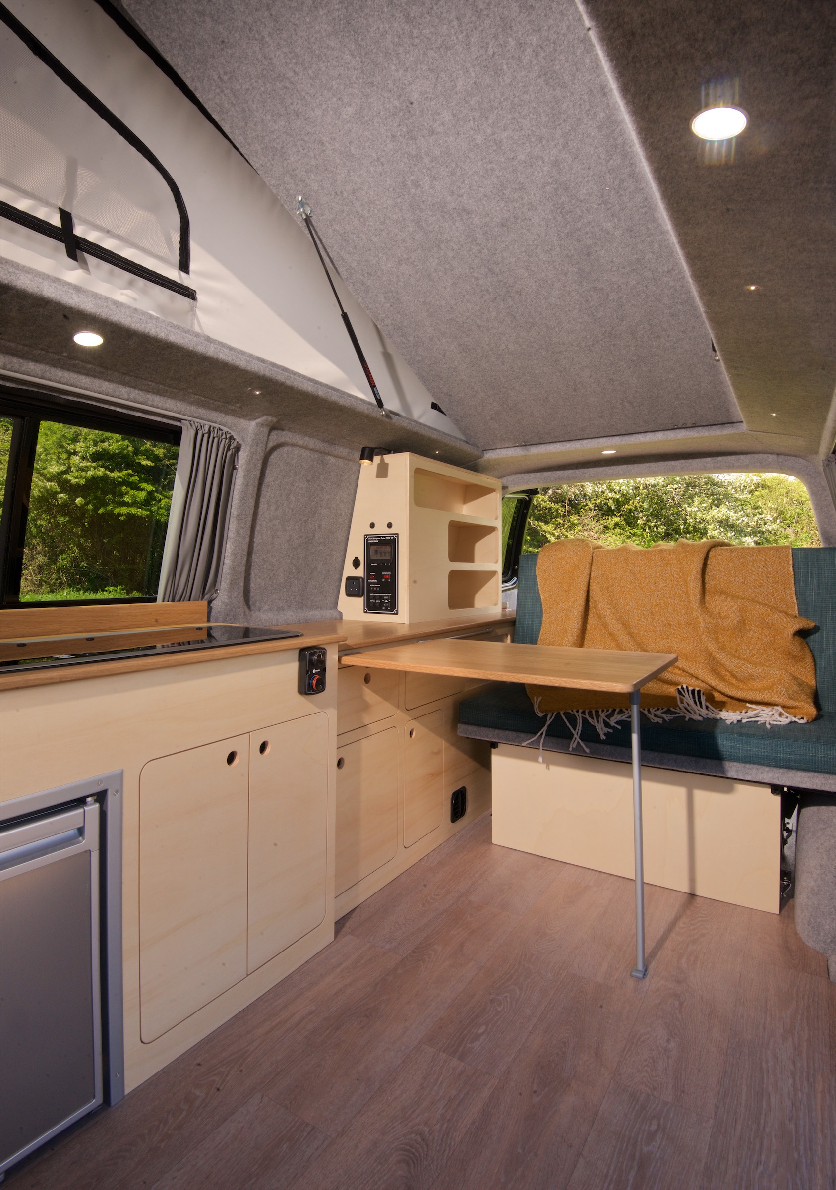 Ford Transit Custom - Love Campers